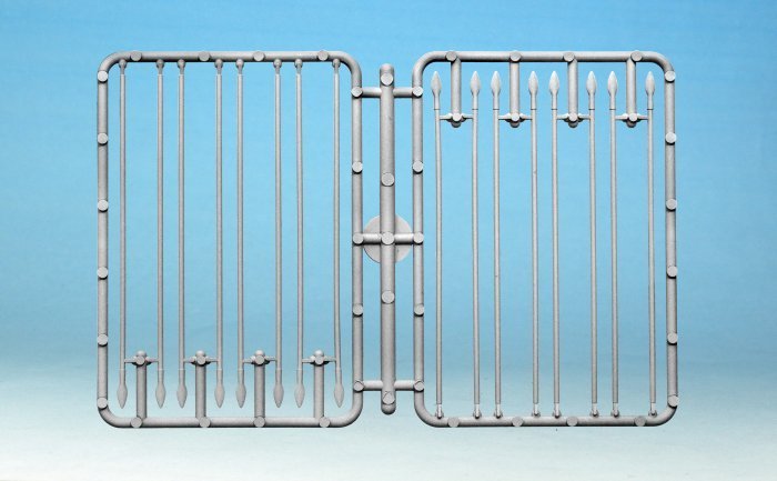 North Star - Plastic Spears (80ml Long for 28mm Figures) (40)